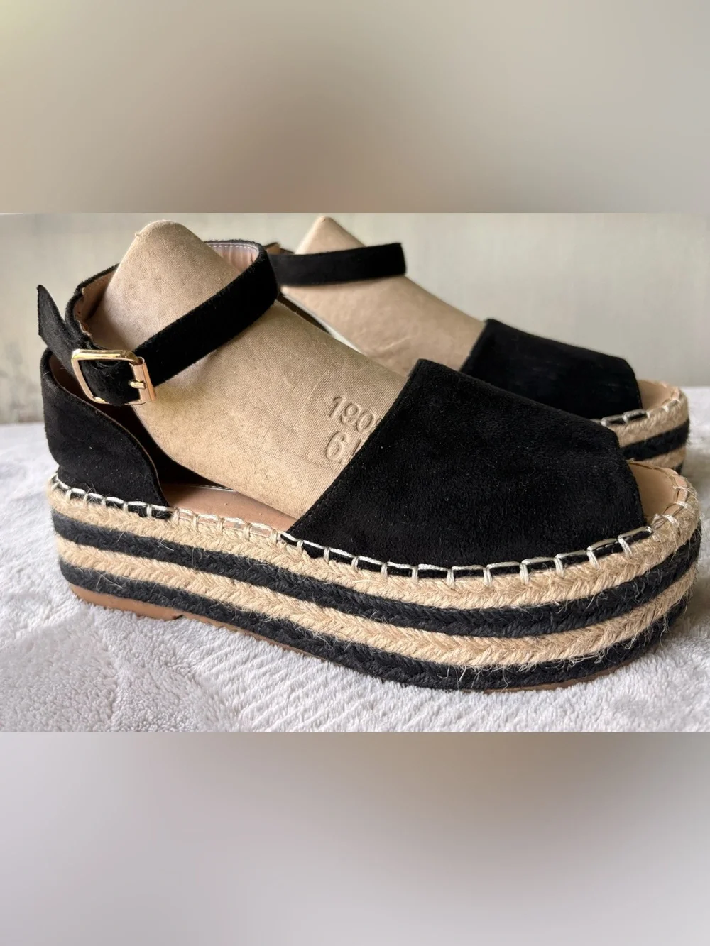 Elegant Collection chic black